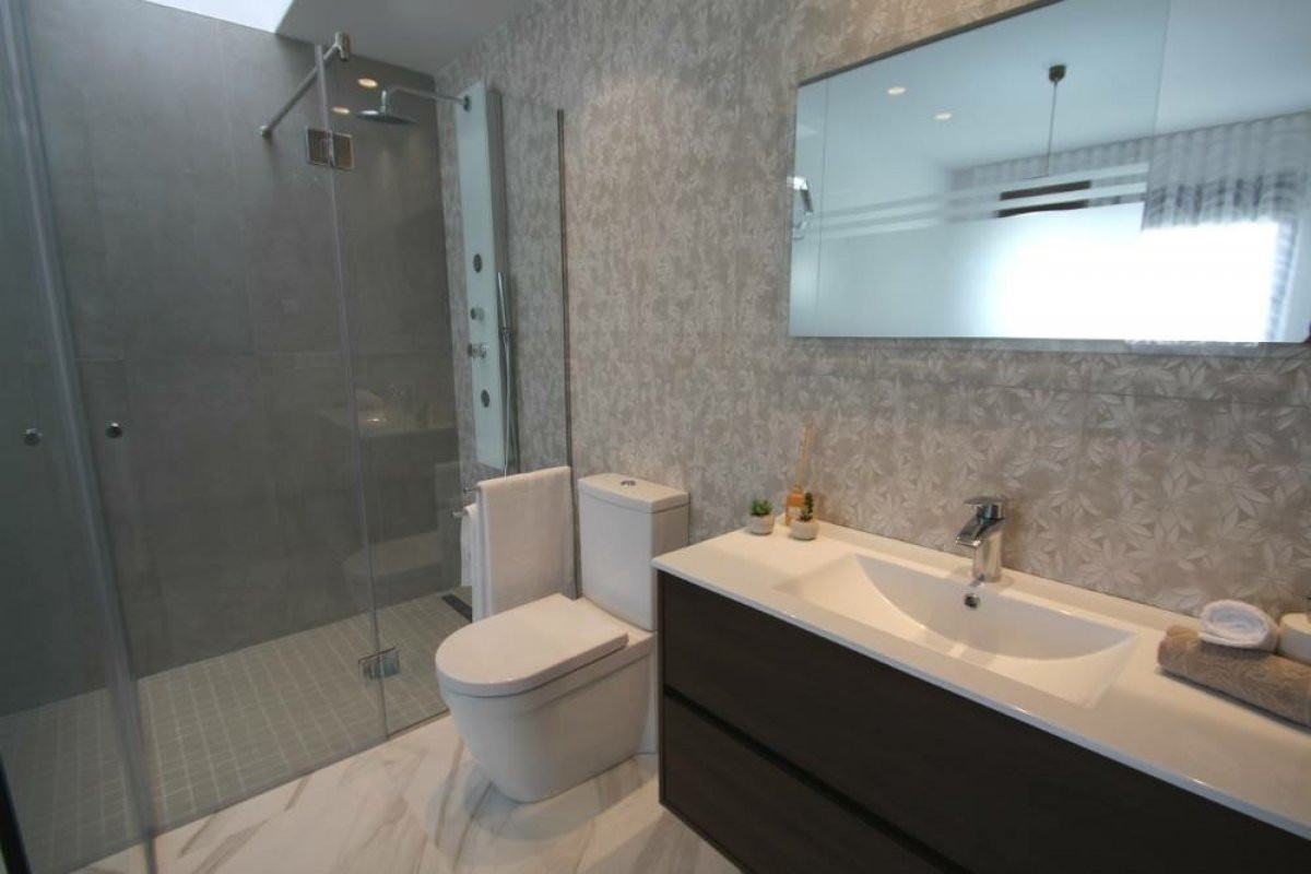 Huis te koop in Orihuela Costa | 3 slaapkamers H5384746