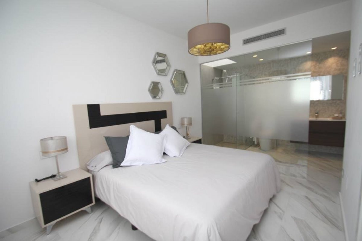 Huis te koop in Orihuela Costa | 3 slaapkamers H5384746