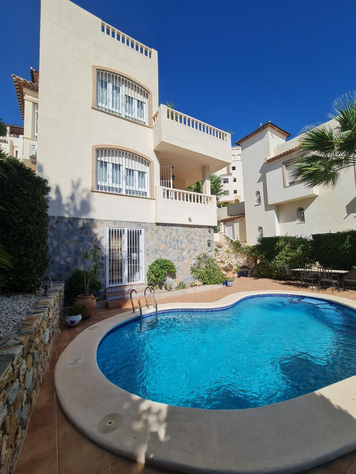 Huis te koop in Orihuela Costa | 3 slaapkamers H5385574