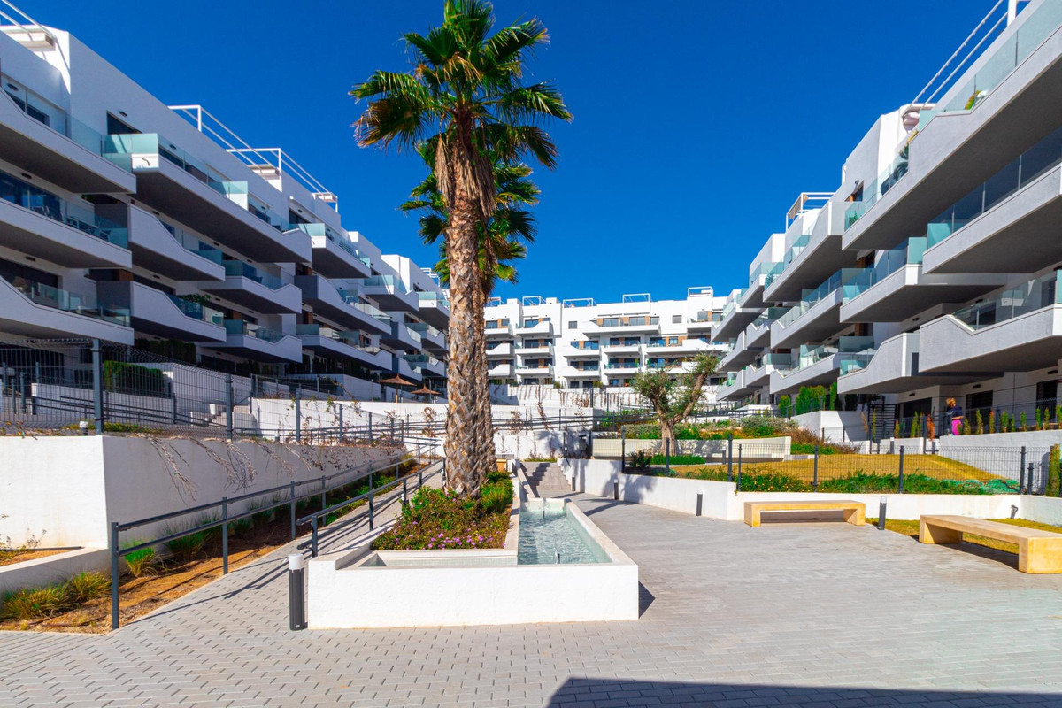Appartement te koop in Orihuela Costa | 2 slaapkamers H5387437