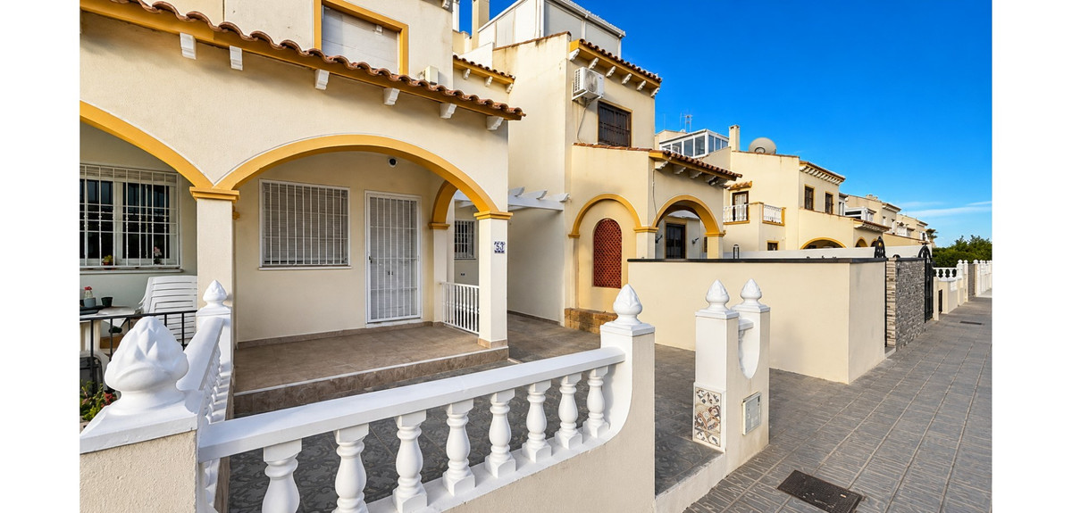 Huis te koop in Orihuela Costa | 2 slaapkamers H5390200