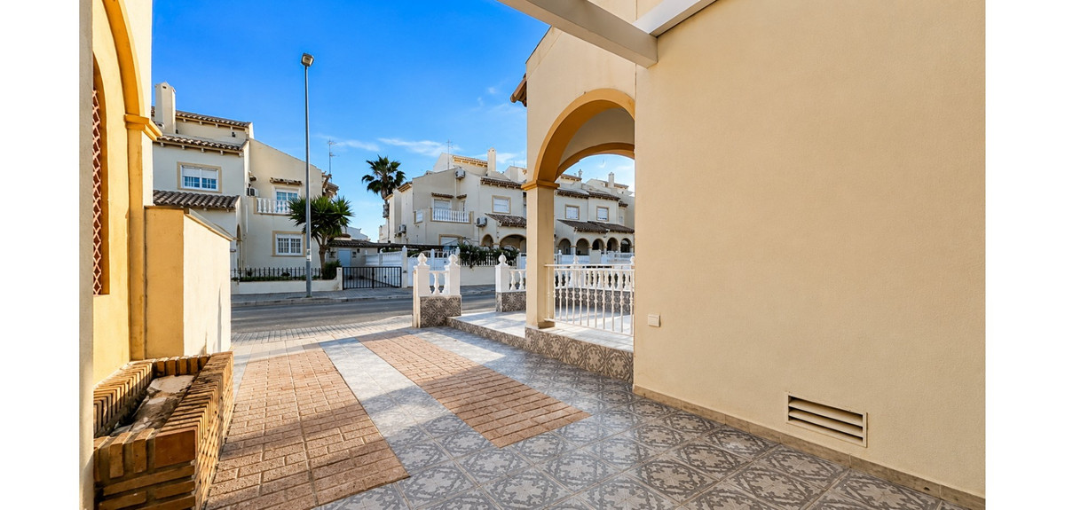 Huis te koop in Orihuela Costa | 2 slaapkamers H5390200