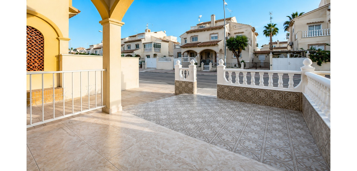 Huis te koop in Orihuela Costa | 2 slaapkamers H5390200