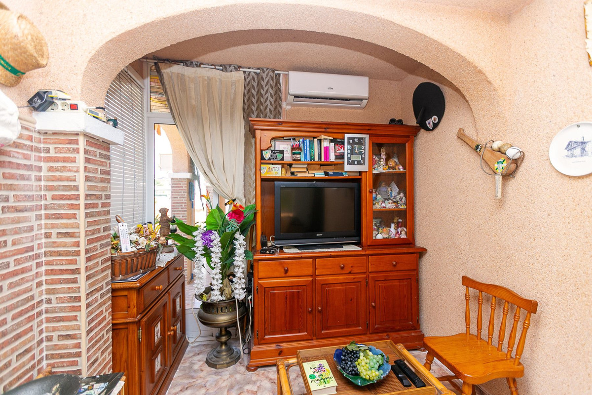 Huis te koop in Orihuela Costa | 4 slaapkamers H5392372