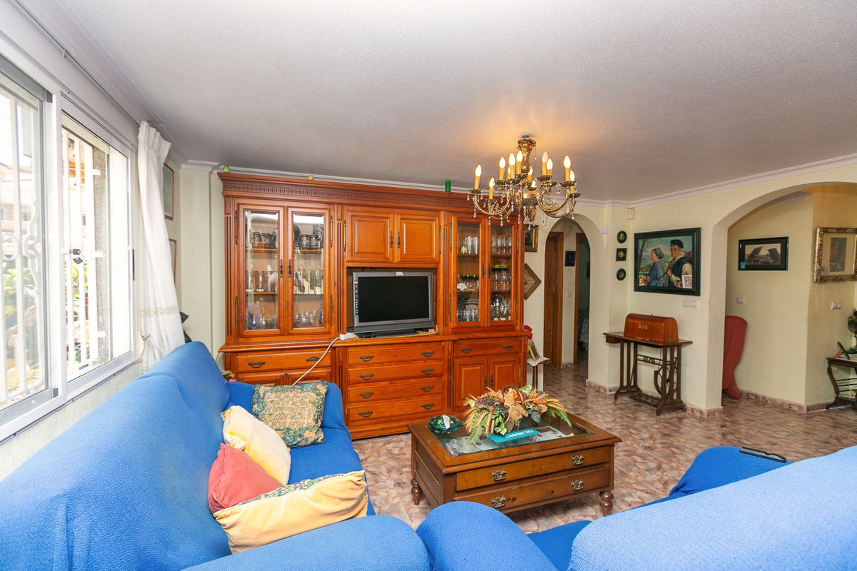 Huis te koop in Orihuela Costa | 4 slaapkamers H5392372