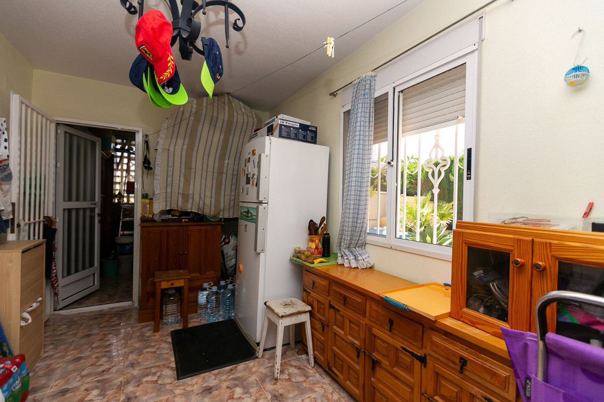 Huis te koop in Orihuela Costa | 4 slaapkamers H5392372