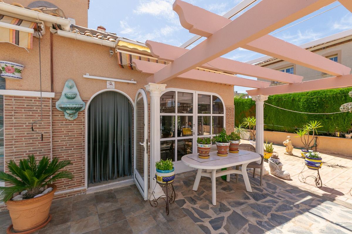 Huis te koop in Orihuela Costa | 4 slaapkamers H5392372