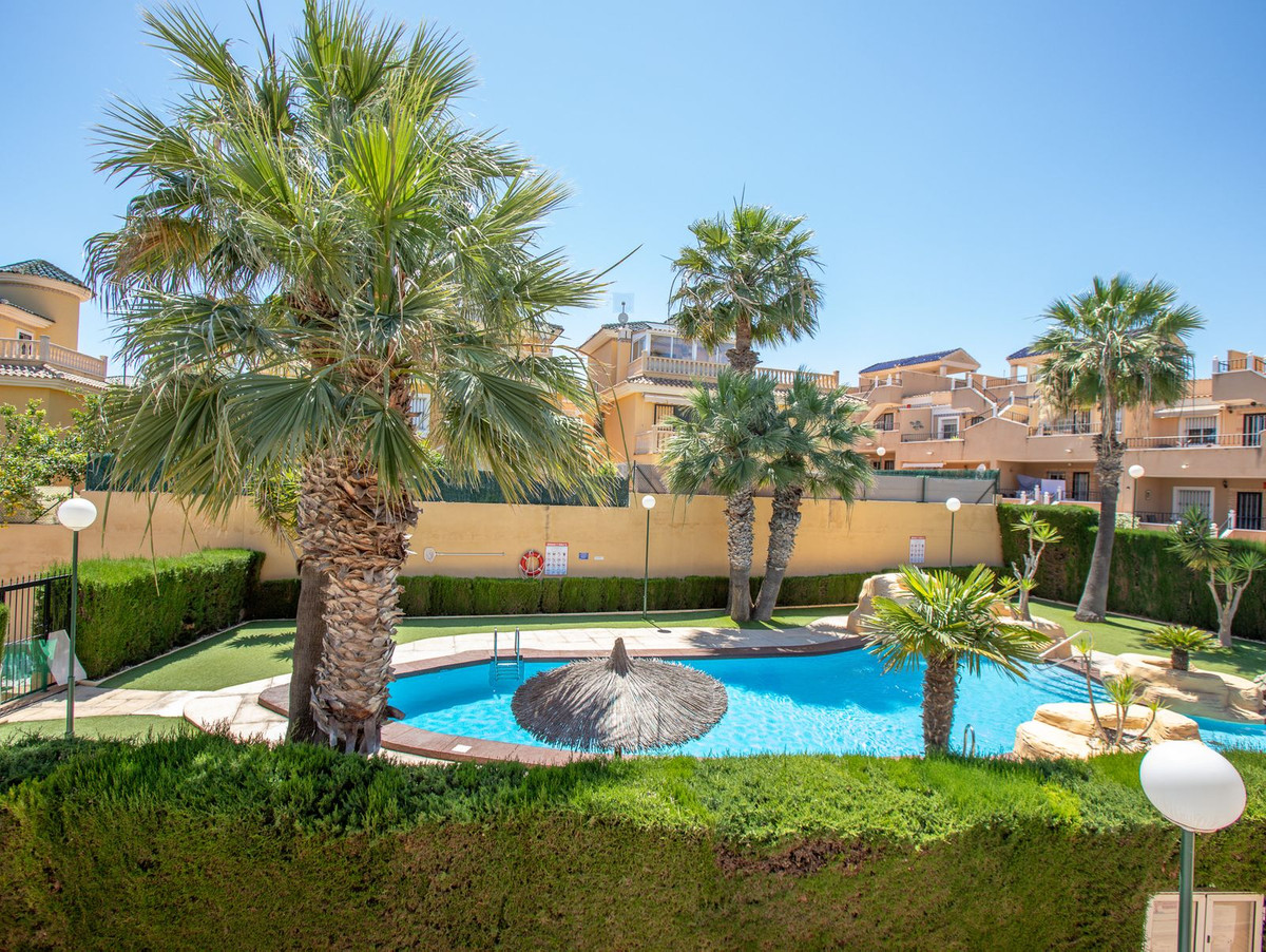 Appartement te koop in Orihuela Costa | 2 slaapkamers H5394277