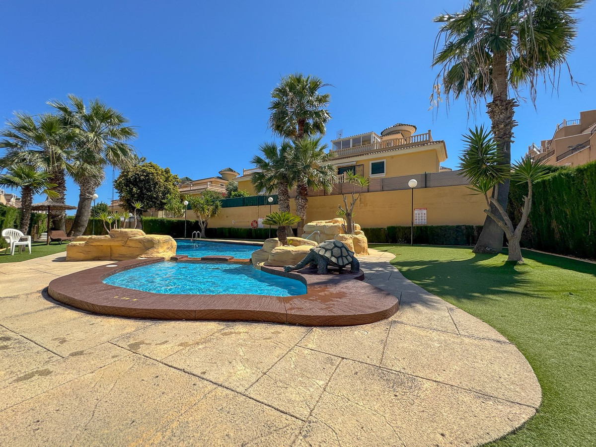 Appartement te koop in Orihuela Costa | 2 slaapkamers H5394277