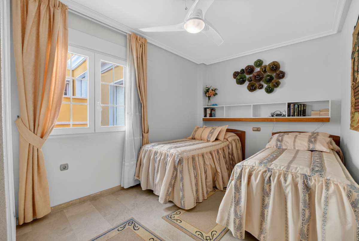 Appartement te koop in Orihuela Costa | 2 slaapkamers H5413231
