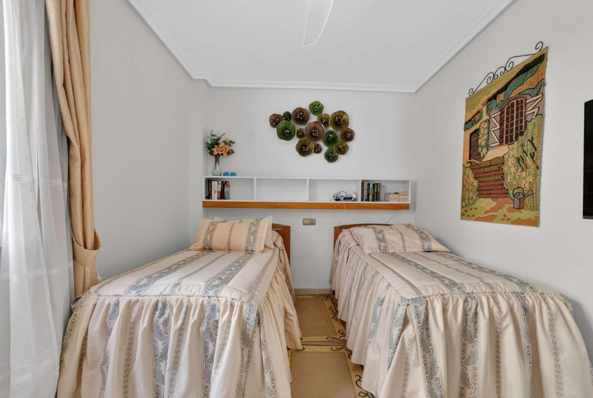 Appartement te koop in Orihuela Costa | 2 slaapkamers H5413231