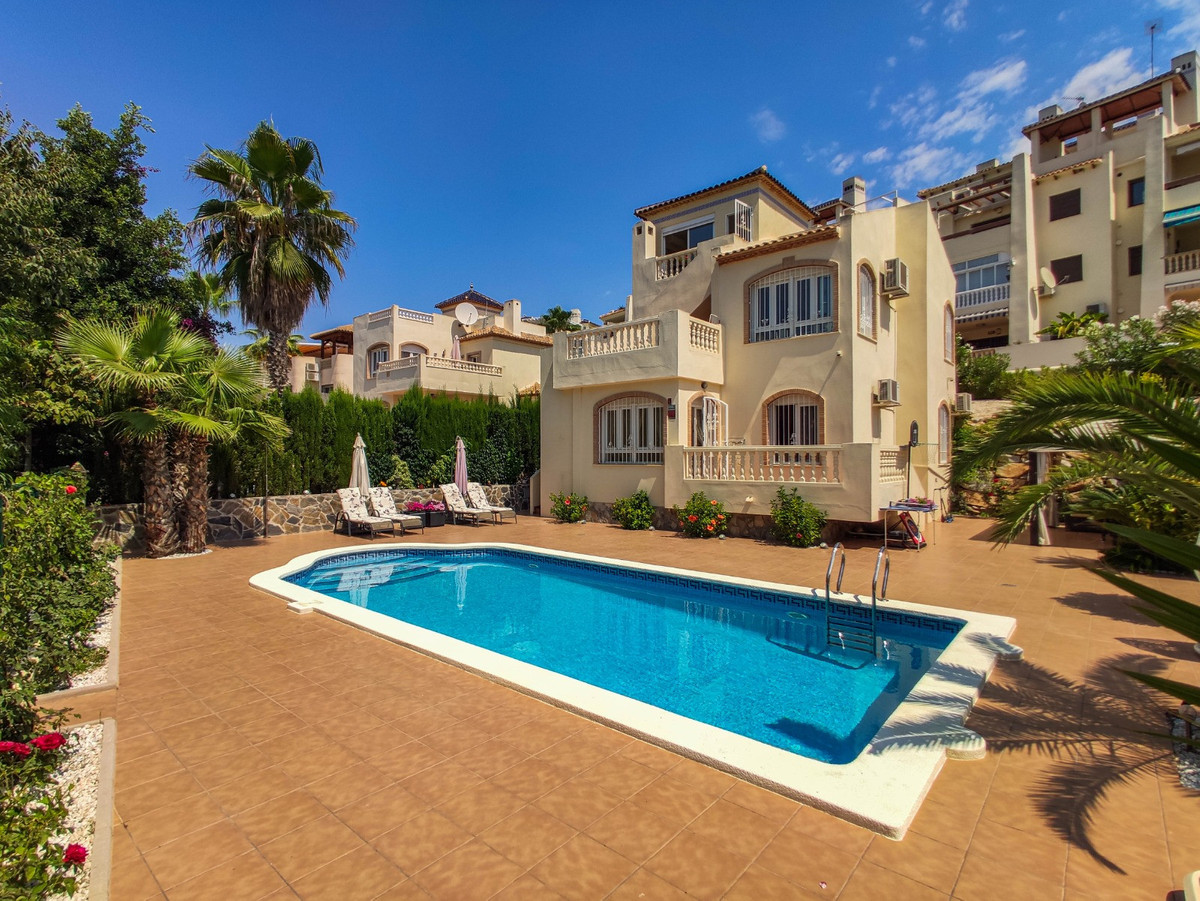 Huis te koop in Orihuela Costa | 4 slaapkamers H5421415