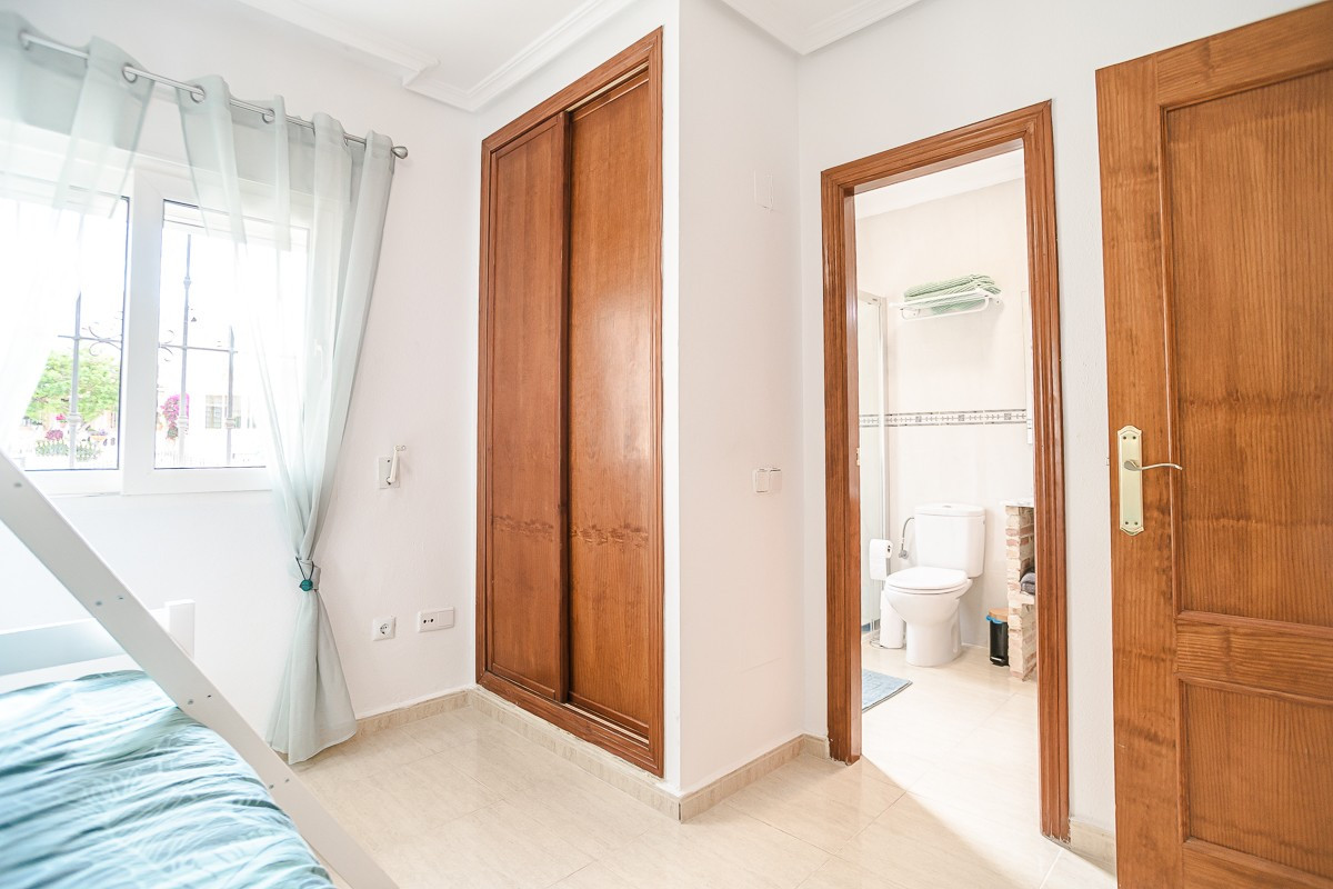 Appartement te koop in Orihuela Costa | 2 slaapkamers H5422816