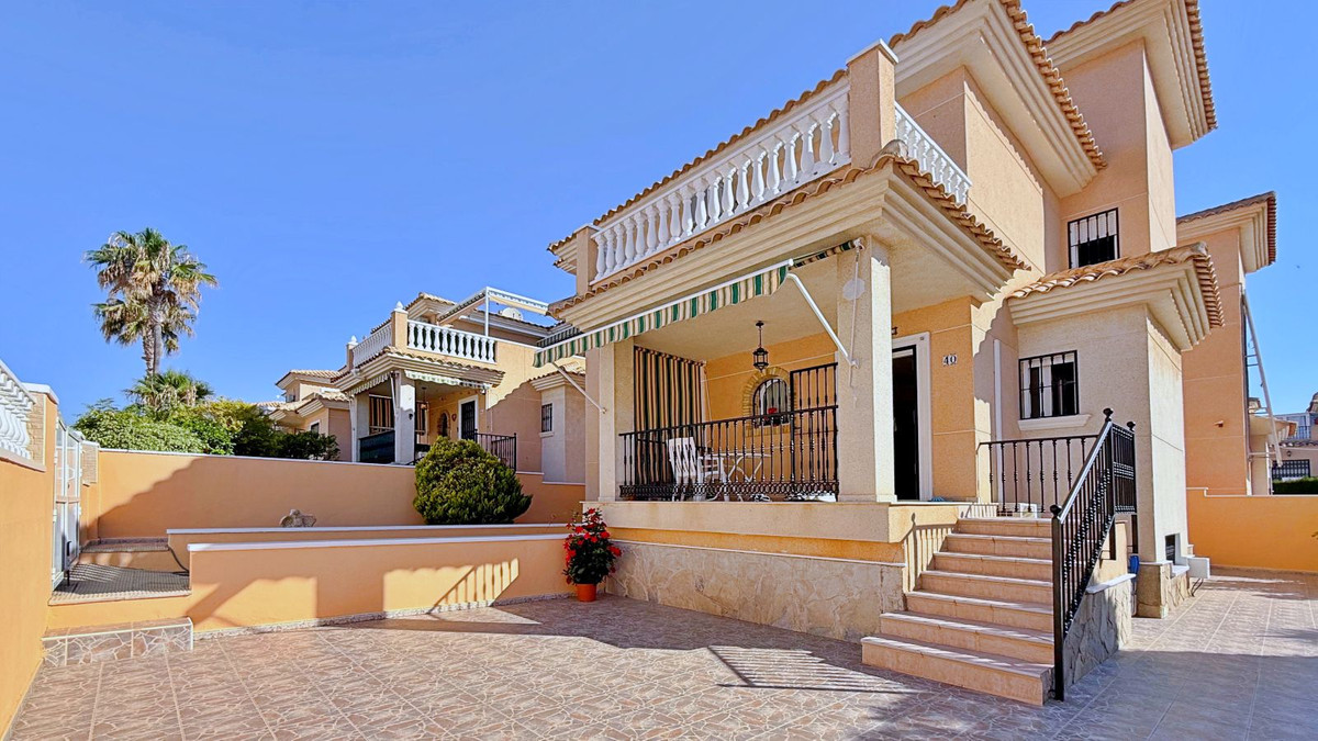 Huis te koop in Orihuela Costa | 4 slaapkamers H5433439