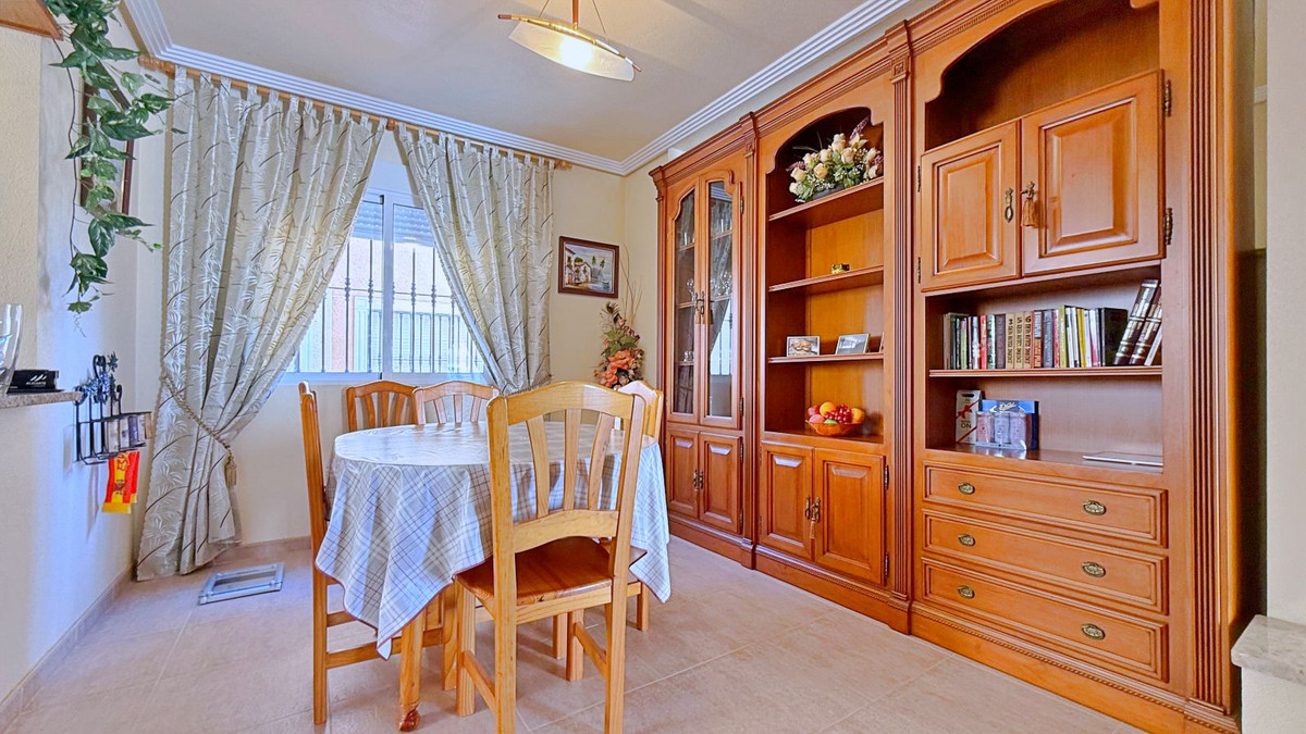 Huis te koop in Orihuela Costa | 4 slaapkamers H5433439