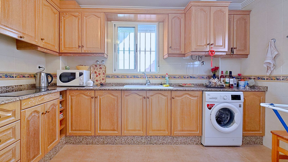 Huis te koop in Orihuela Costa | 4 slaapkamers H5433439