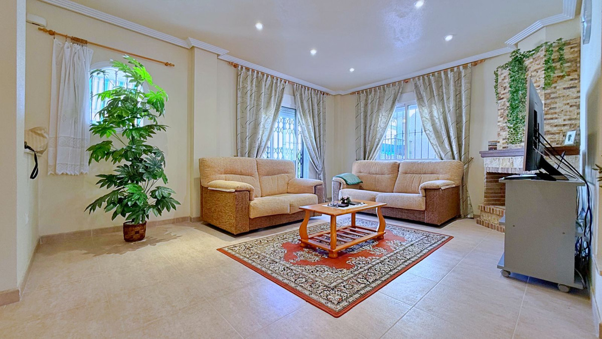 Huis te koop in Orihuela Costa | 4 slaapkamers H5433439