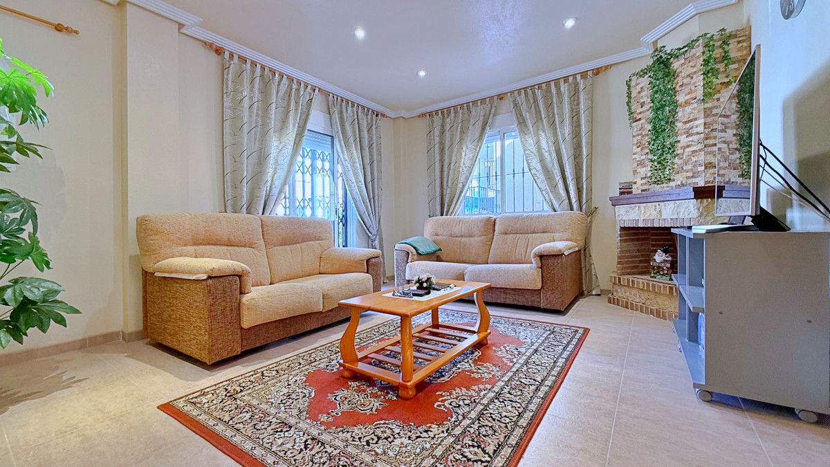 Huis te koop in Orihuela Costa | 4 slaapkamers H5433439