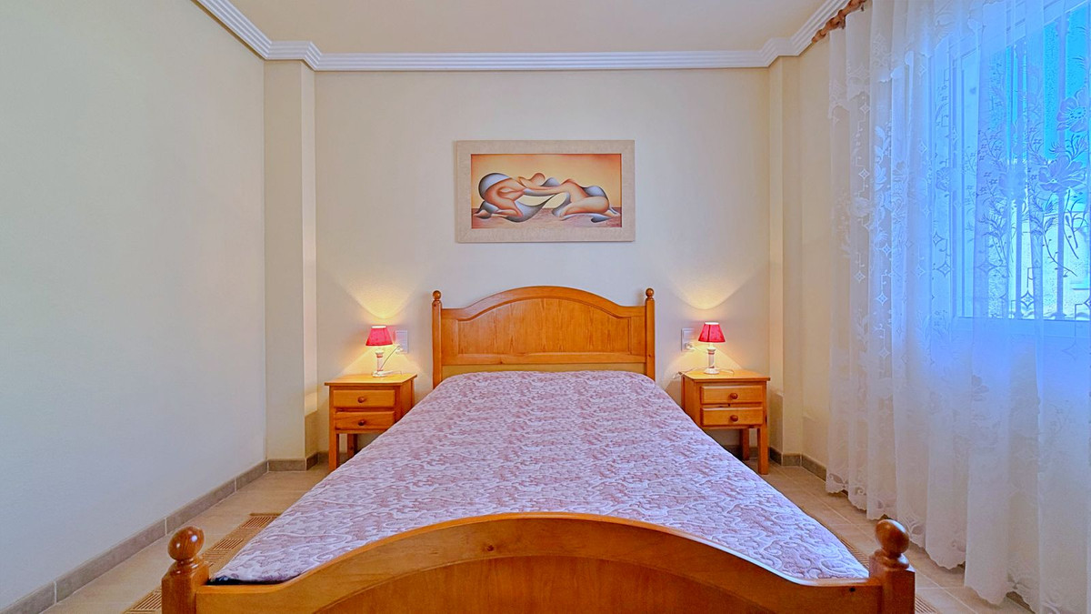 Huis te koop in Orihuela Costa | 4 slaapkamers H5433439
