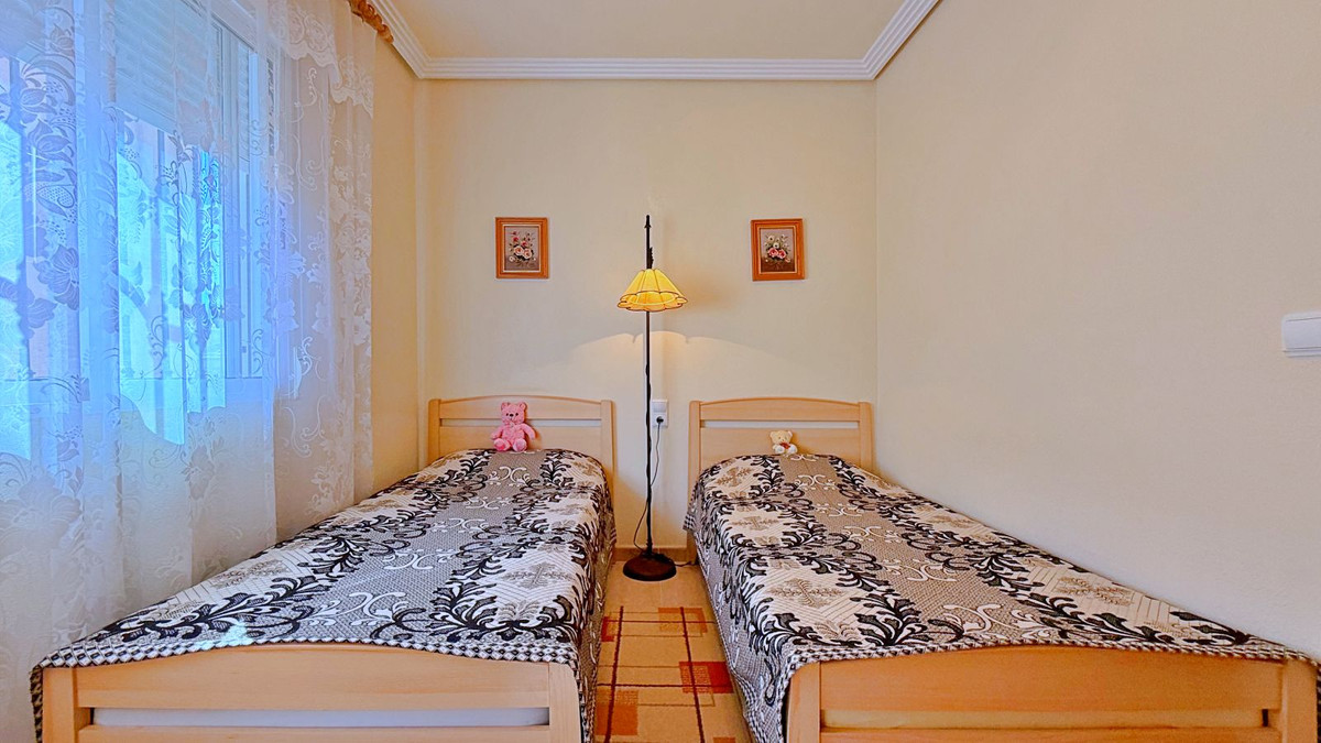 Huis te koop in Orihuela Costa | 4 slaapkamers H5433439