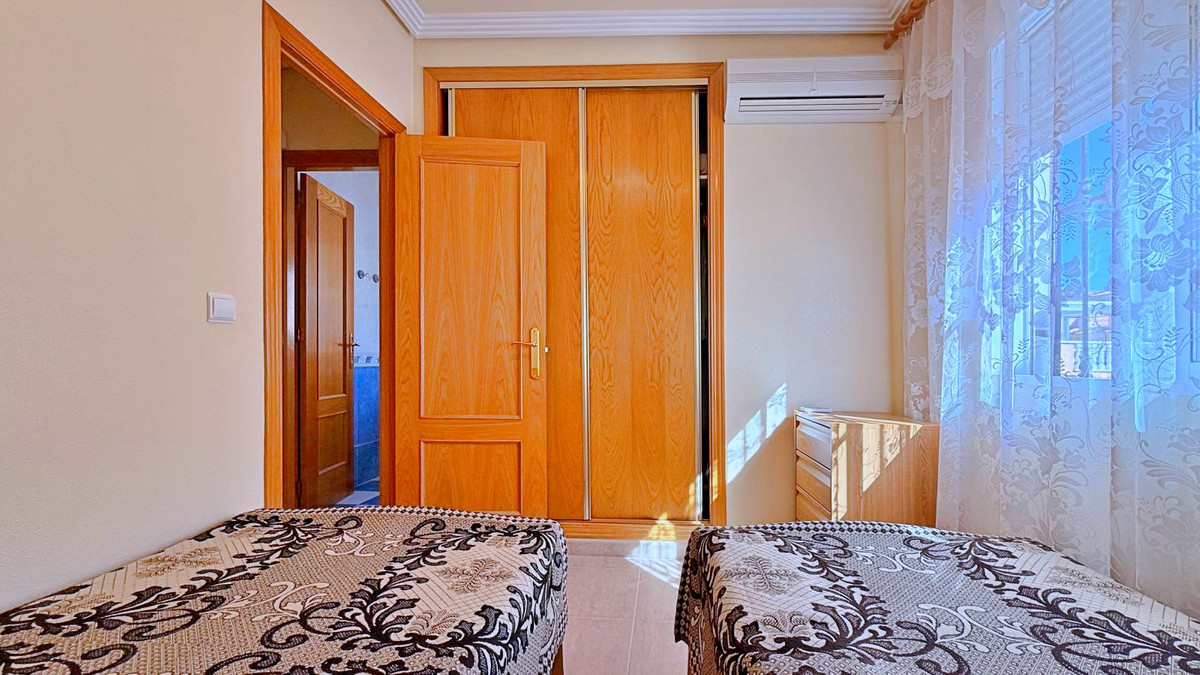 Huis te koop in Orihuela Costa | 4 slaapkamers H5433439