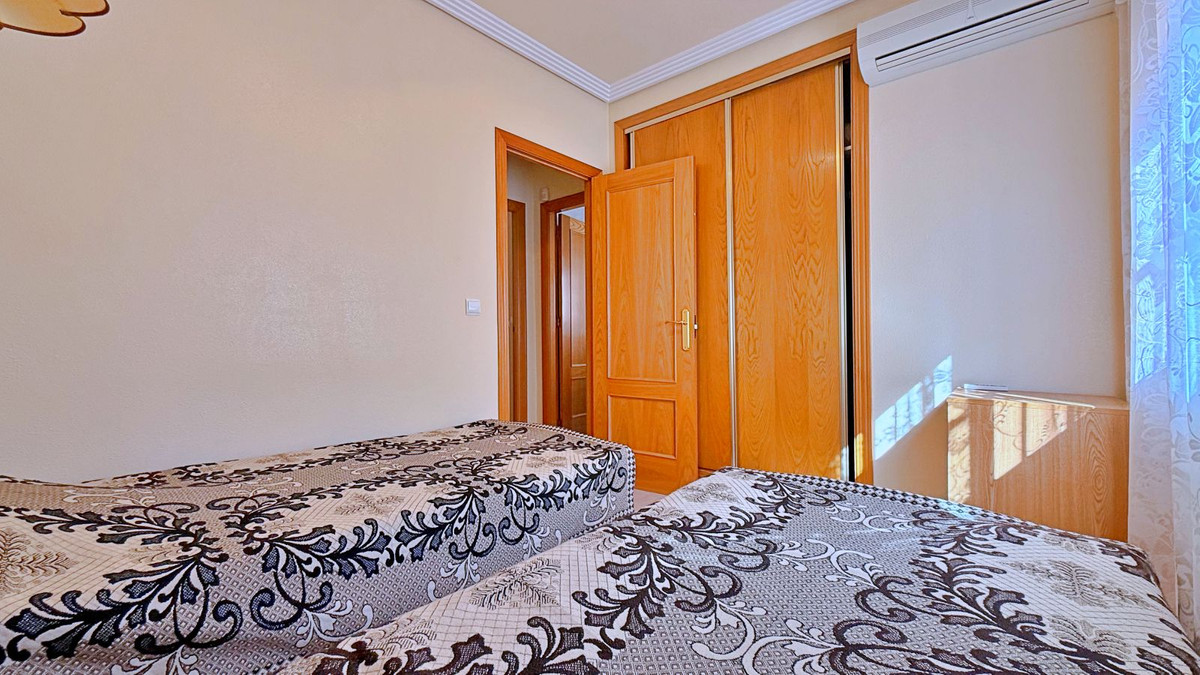Huis te koop in Orihuela Costa | 4 slaapkamers H5433439