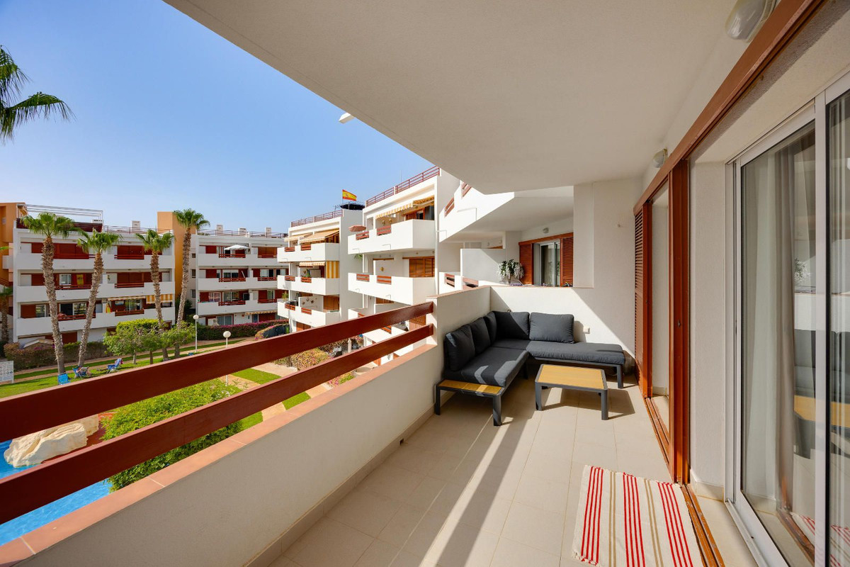 Appartement te koop in Orihuela Costa | 2 slaapkamers H5442643