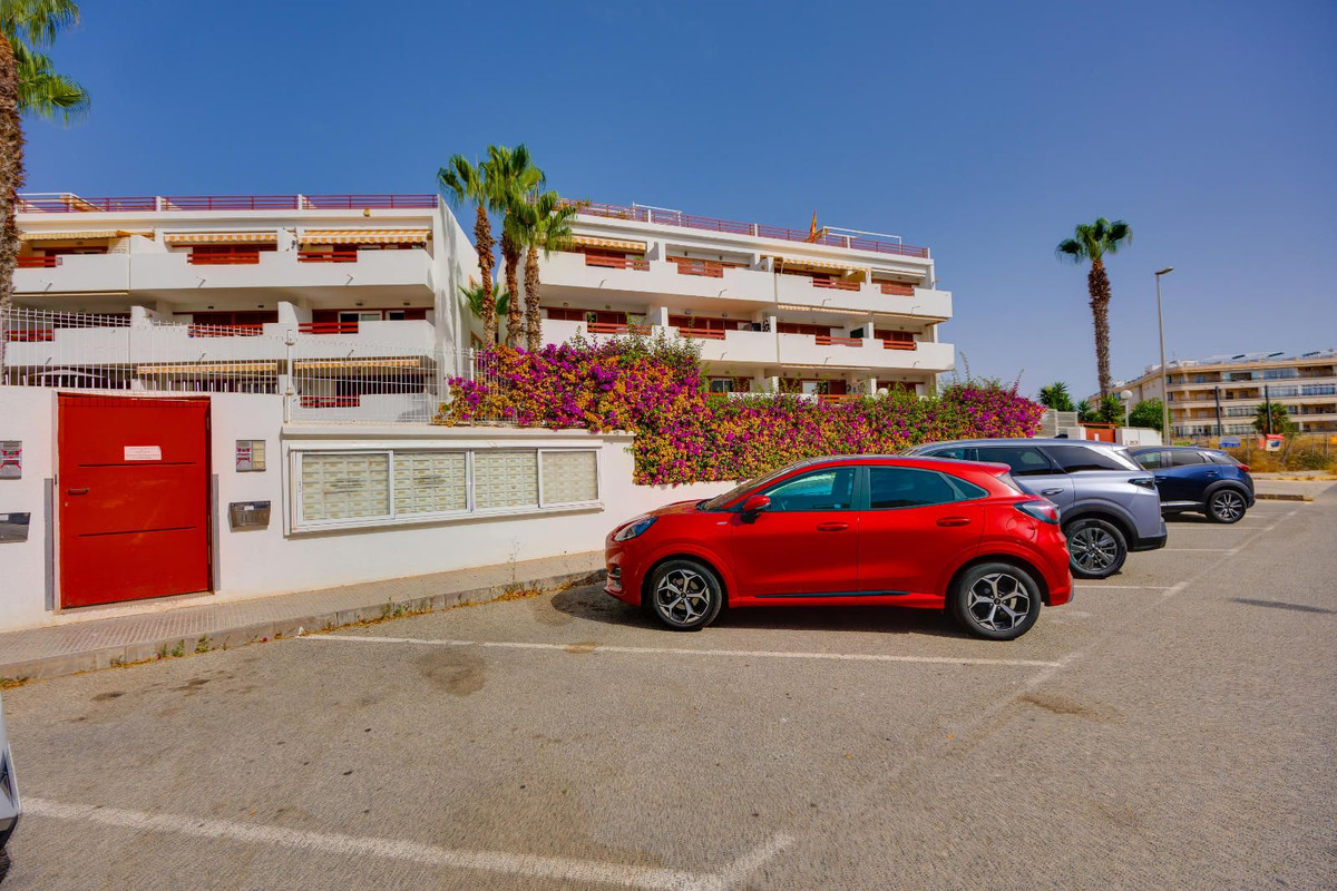 Appartement te koop in Orihuela Costa | 2 slaapkamers H5442643