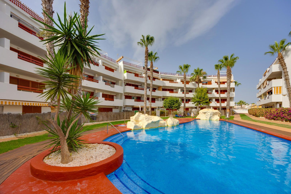 Appartement te koop in Orihuela Costa | 2 slaapkamers H5442643