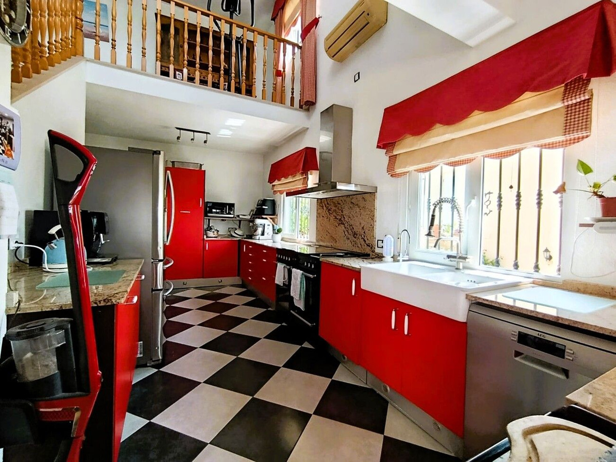 Appartement te koop in Orihuela Costa | 4 slaapkamers H5449480