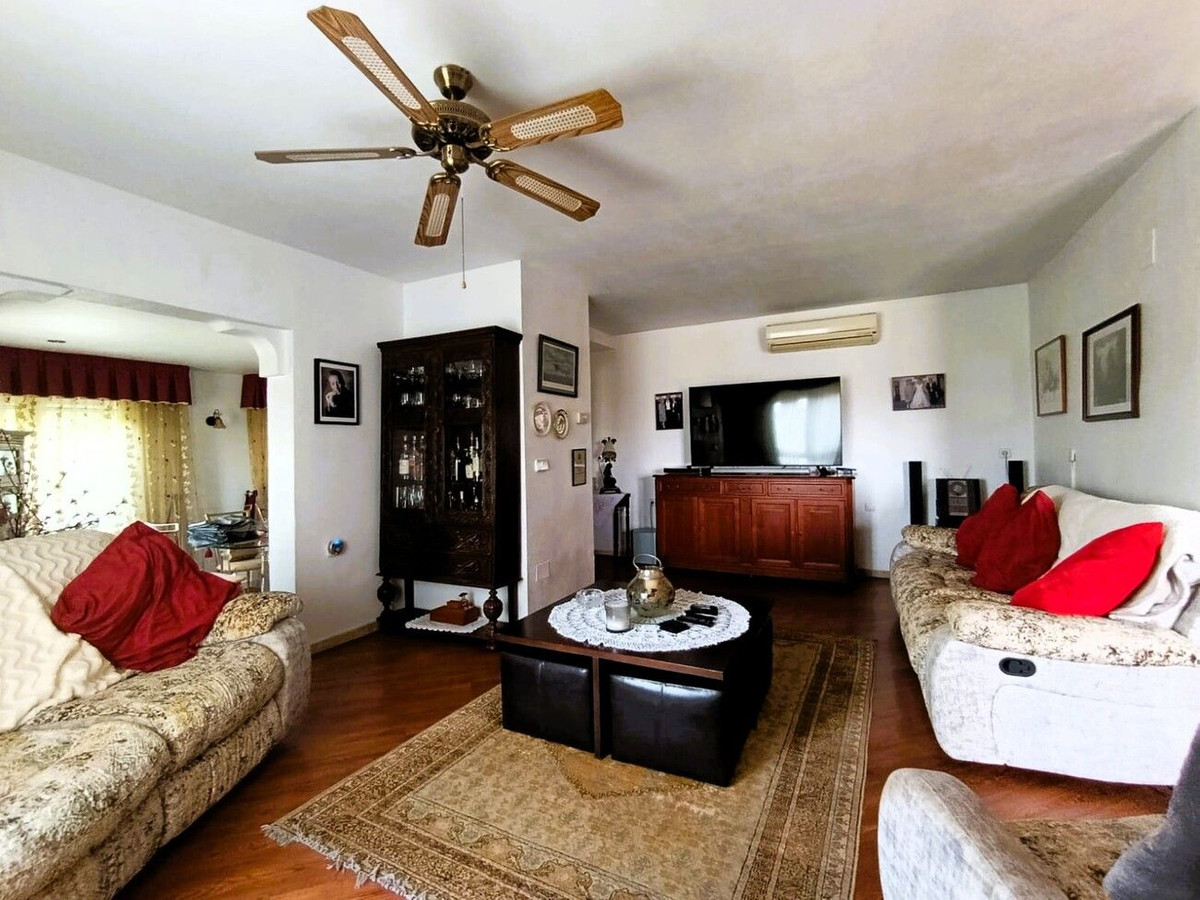 Appartement te koop in Orihuela Costa | 4 slaapkamers H5449480