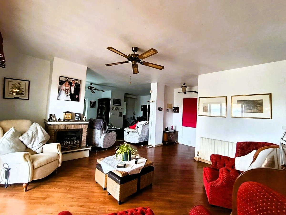 Appartement te koop in Orihuela Costa | 4 slaapkamers H5449480