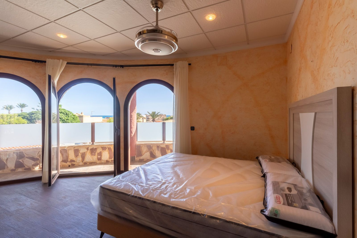 Appartement te koop in Orihuela Costa | 4 slaapkamers H5451883