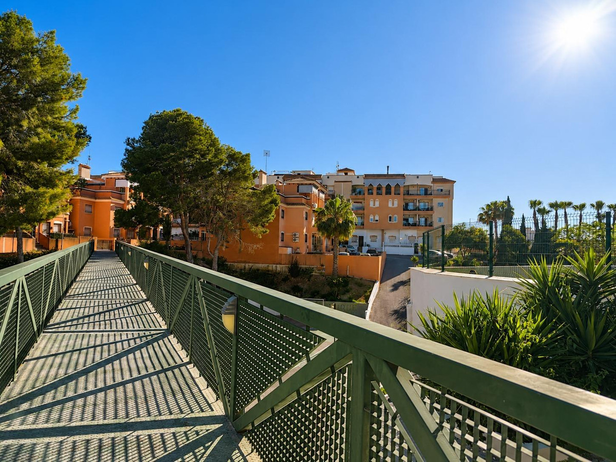 Appartement te koop in Orihuela Costa | 2 slaapkamers H5453578