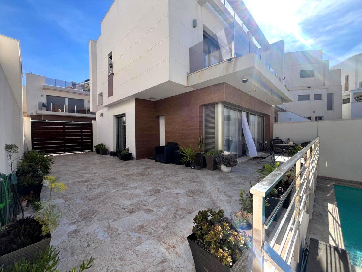 Appartement te koop in Orihuela Costa | 3 slaapkamers H5453593