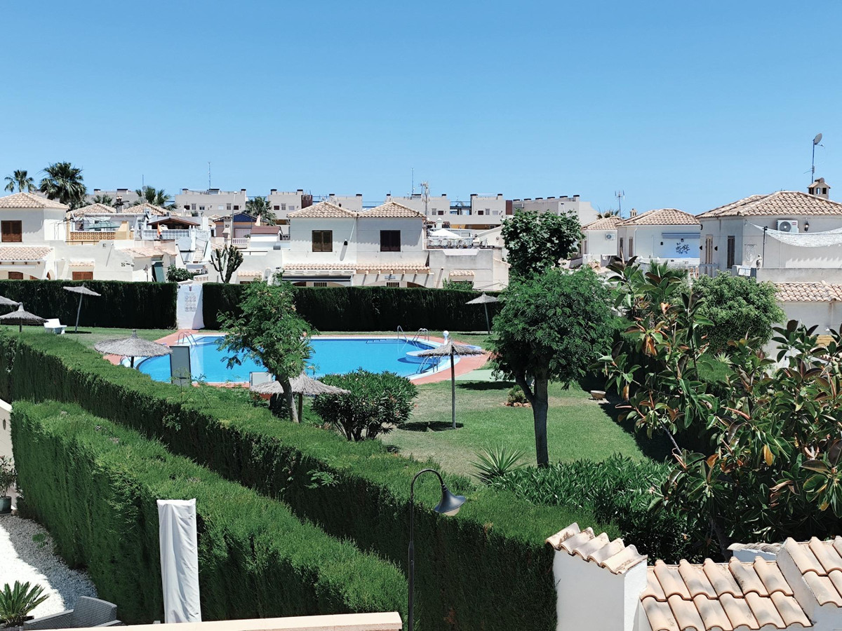Appartement te koop in Orihuela Costa | 4 slaapkamers H5453596