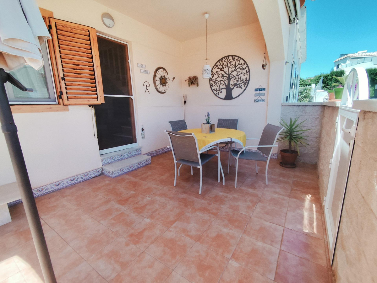 Appartement te koop in Orihuela Costa | 4 slaapkamers H5453596