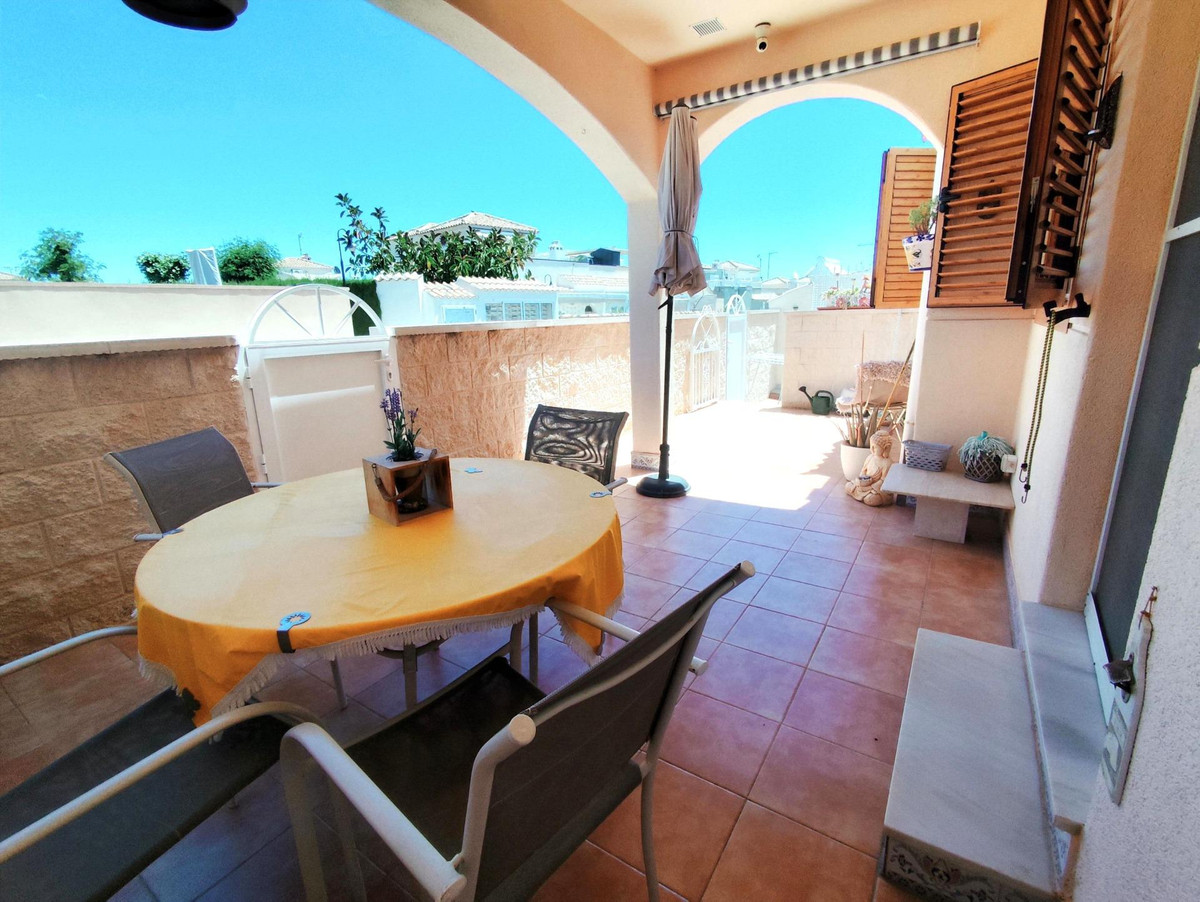 Appartement te koop in Orihuela Costa | 4 slaapkamers H5453596