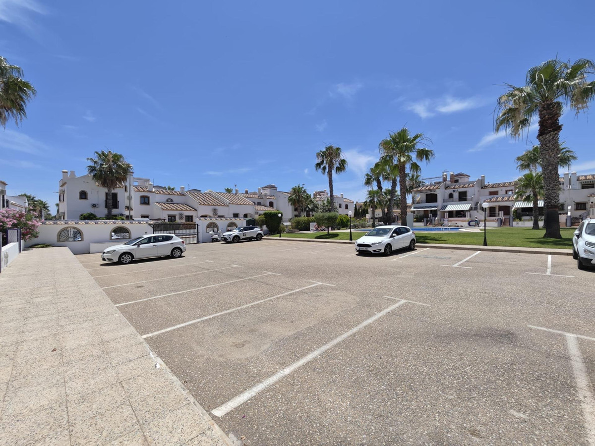 Duplex te koop in Orihuela Costa | 2 slaapkamers H5453656
