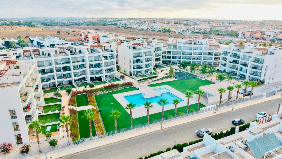 Huis te koop in Orihuela Costa | 2 slaapkamers H5460556