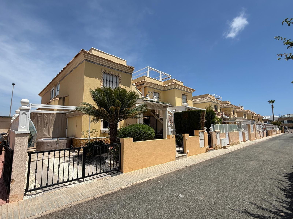 Appartement te koop in Orihuela Costa | 2 slaapkamers H5491207