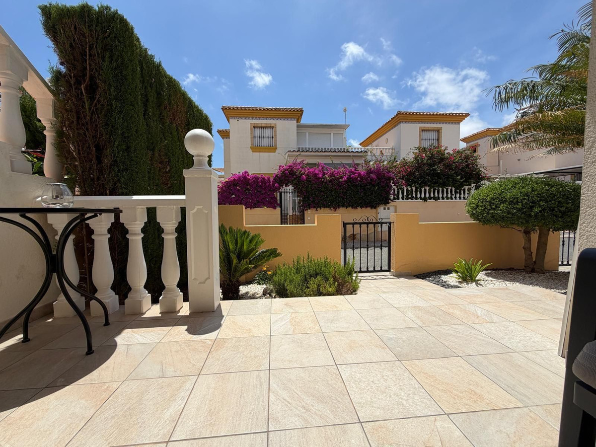 Appartement te koop in Orihuela Costa | 2 slaapkamers H5491207