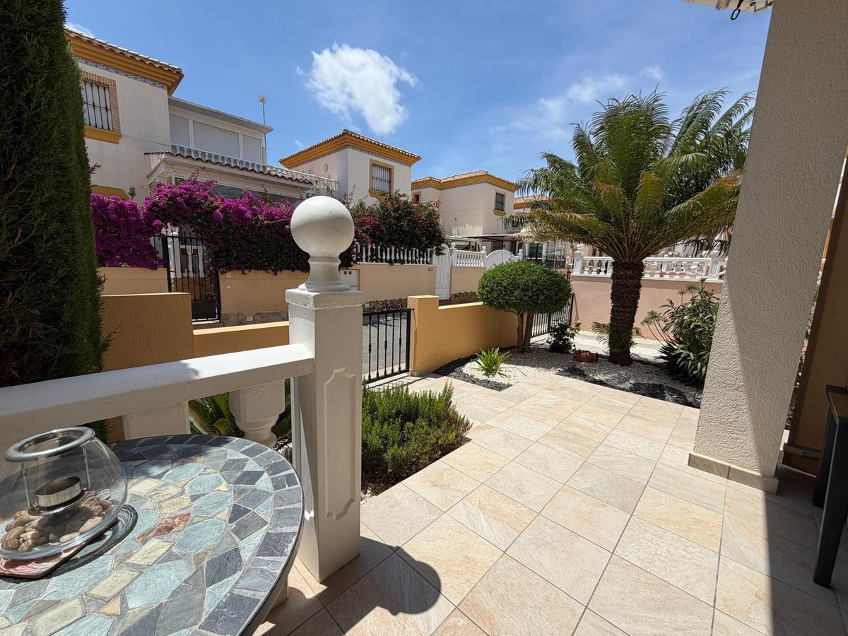 Appartement te koop in Orihuela Costa | 2 slaapkamers H5491207
