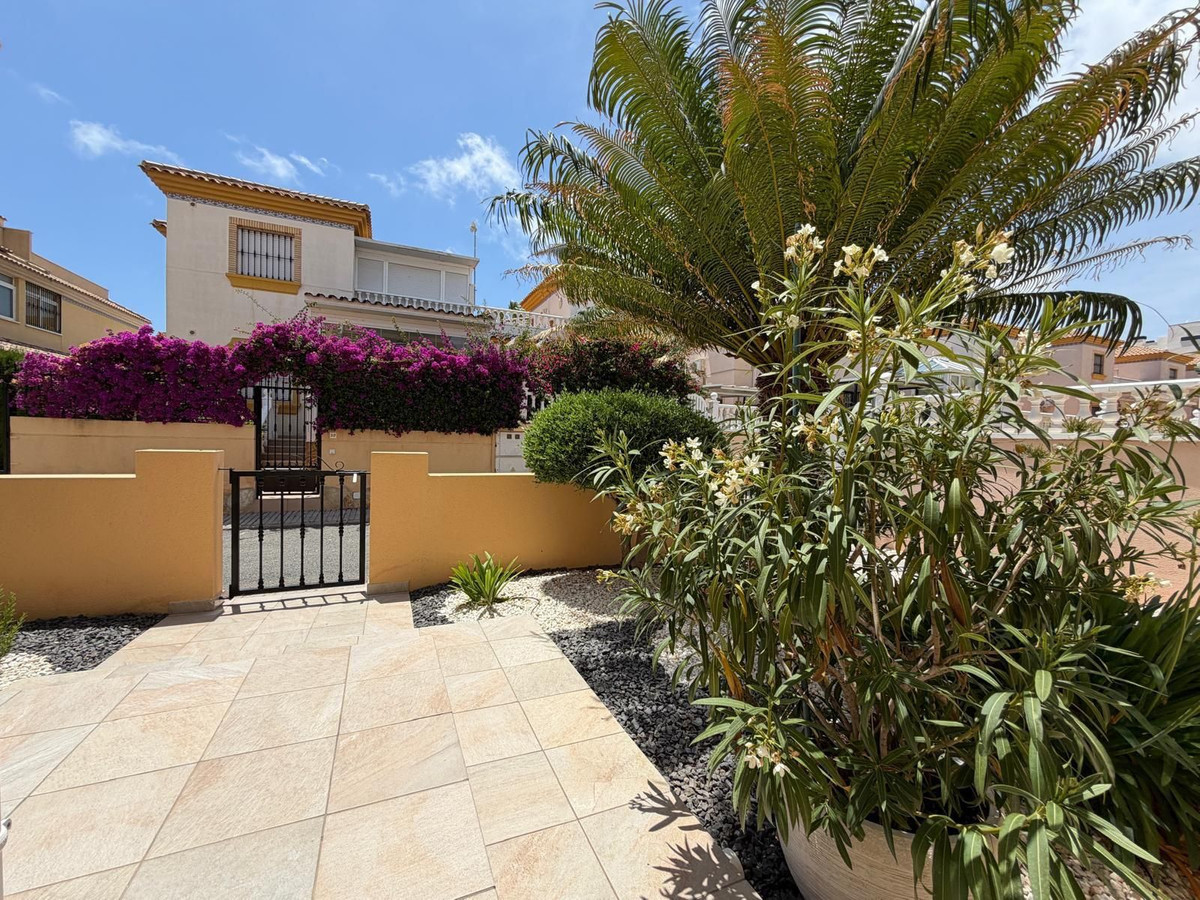 Appartement te koop in Orihuela Costa | 2 slaapkamers H5491207