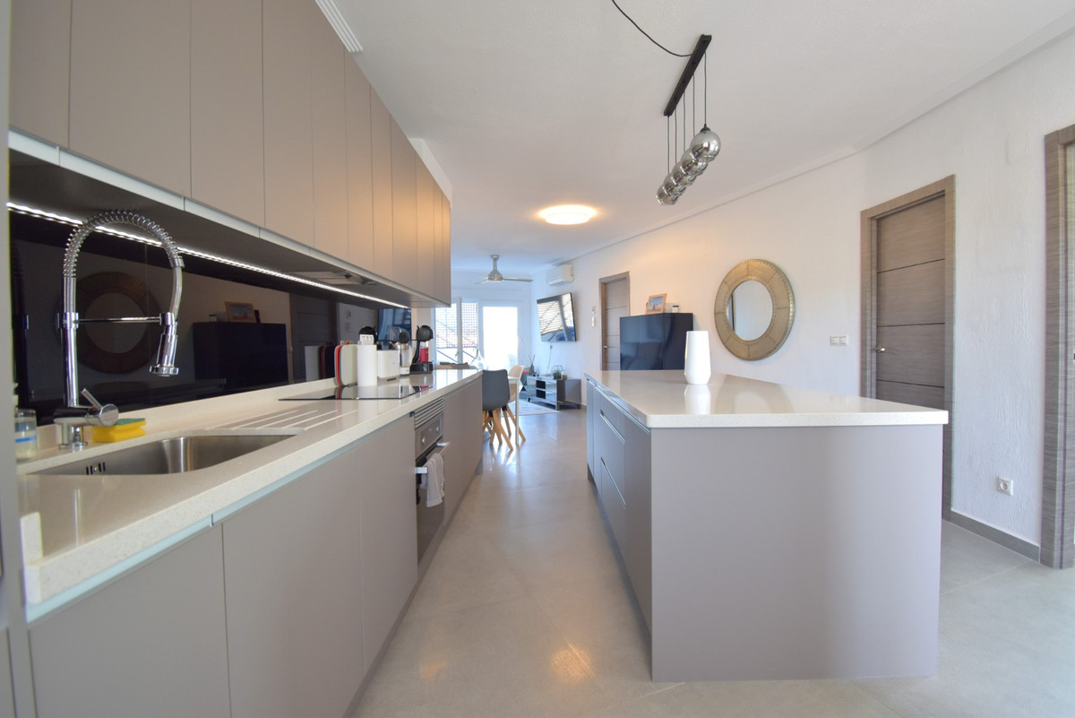 Appartement te koop in Orihuela Costa | 4 slaapkamers H5517199