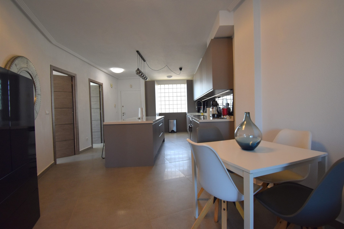 Appartement te koop in Orihuela Costa | 4 slaapkamers H5517199