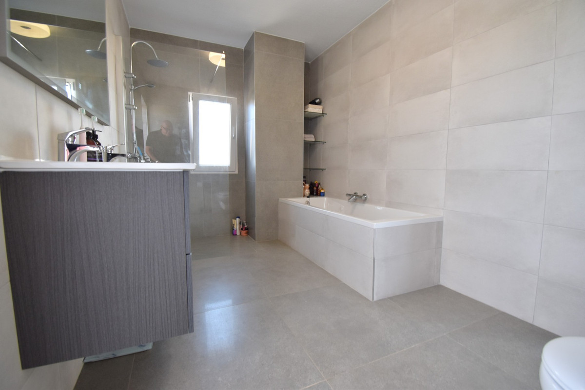 Appartement te koop in Orihuela Costa | 4 slaapkamers H5517199