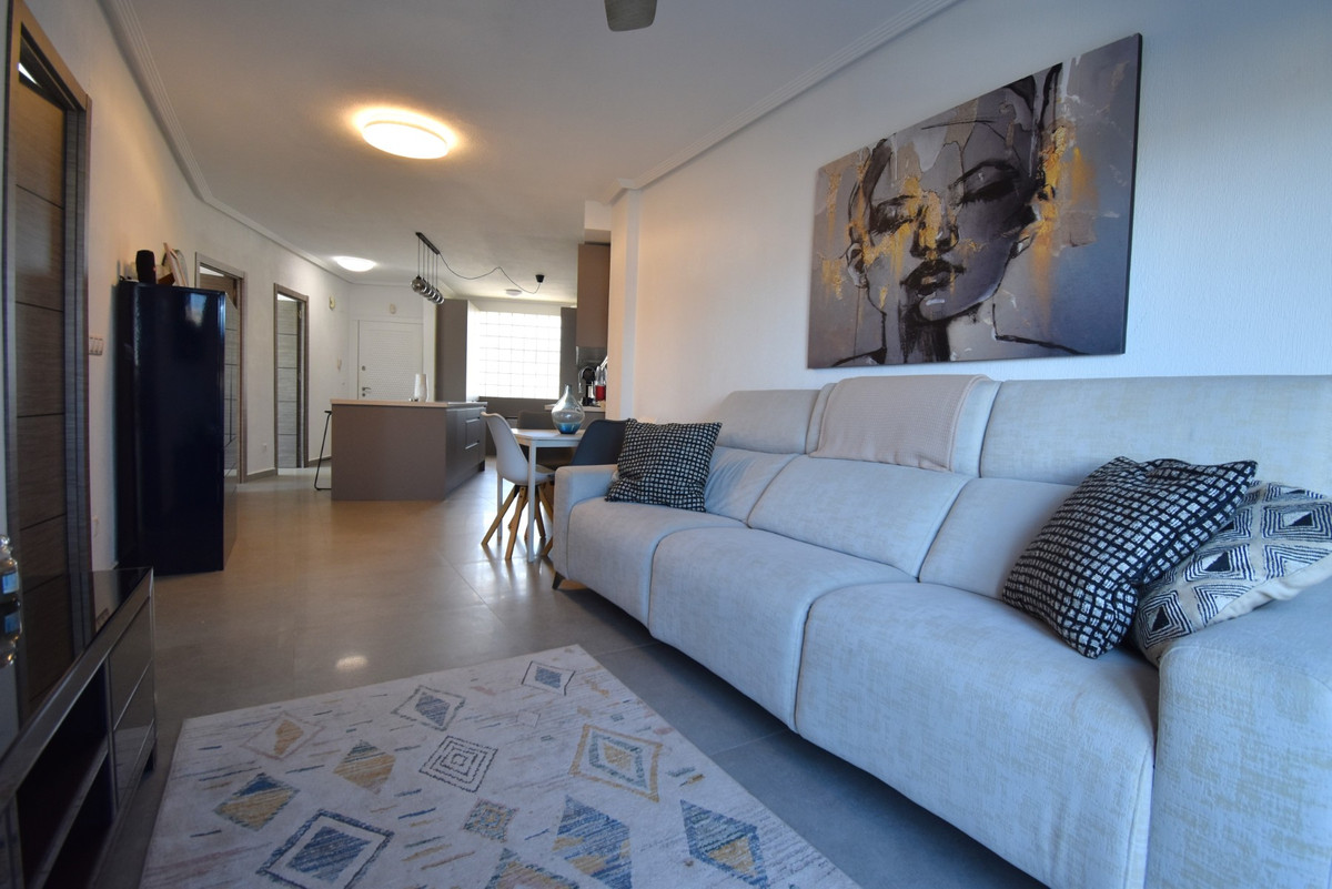Appartement te koop in Orihuela Costa | 4 slaapkamers H5517199