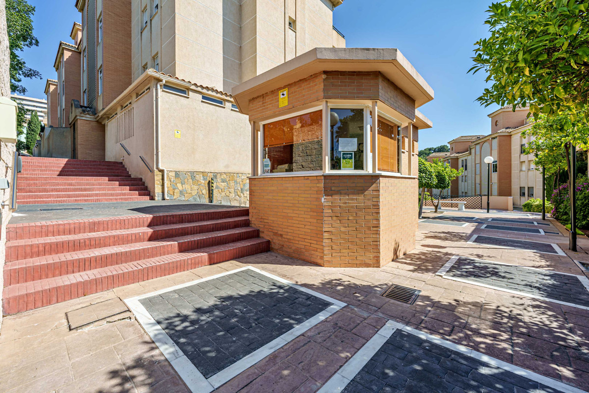 Appartement te koop in Parque Clavero | 2 slaapkamers H5067307