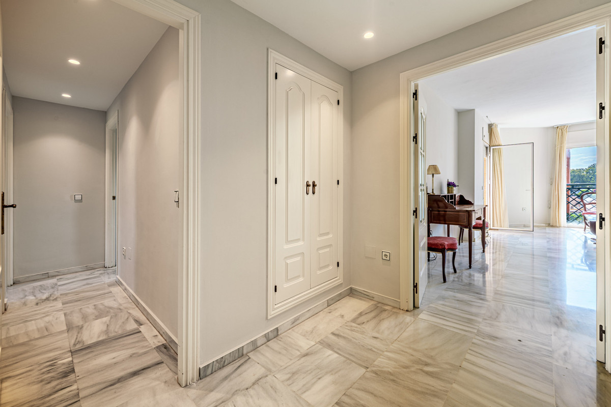 Appartement te koop in Parque Clavero | 2 slaapkamers H5067307